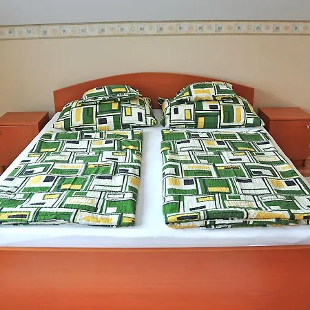 Apartahotel Napsugar Vendeghaz *