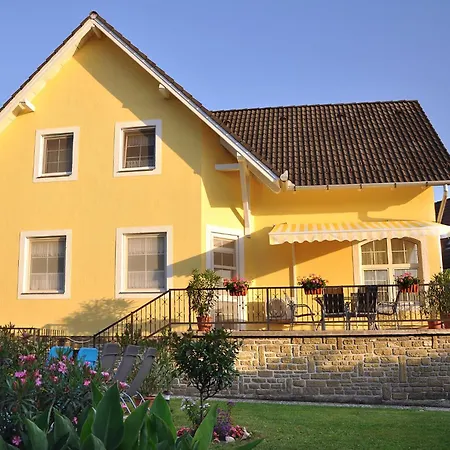 Napsugar Vendeghaz Тихань